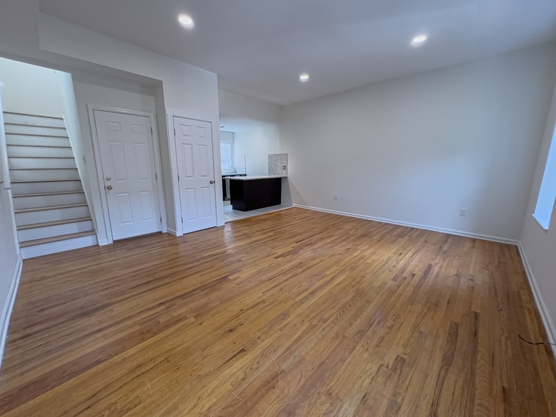 Photo - 2038 Wallace Street - 2/3F