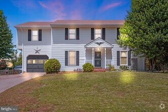 Building Photo - 5063 Tara Dr