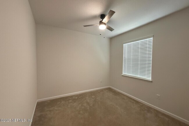 Building Photo - 2977 Alpin Dr