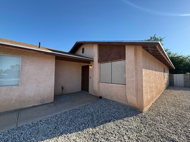 Building Photo - 1791 S 45th Dr