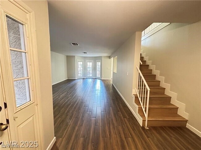 Building Photo - 3947 Delos Dr