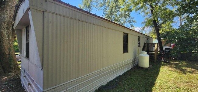 Building Photo - 114 Cosmopolitan Ln