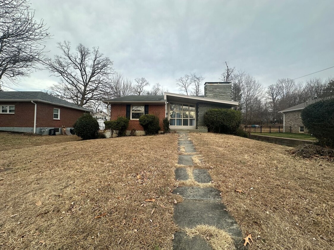 One Story House with Finished Basement - One Story House with Finished Basement