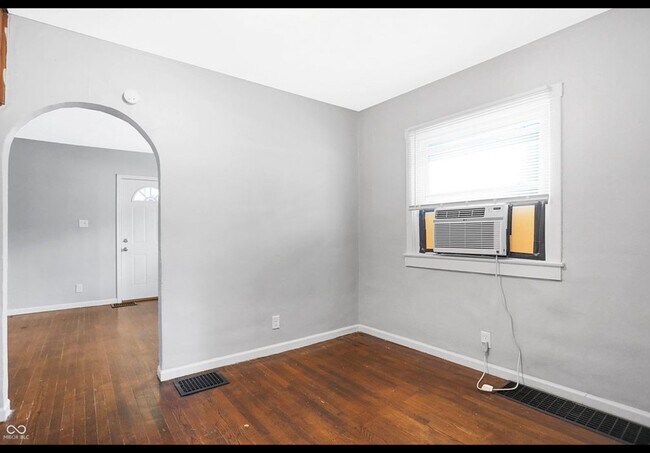 Building Photo - 521 S Arlington Ave