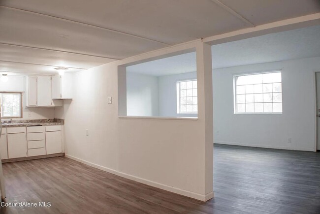 Building Photo - 6535 E Cartwright Rd