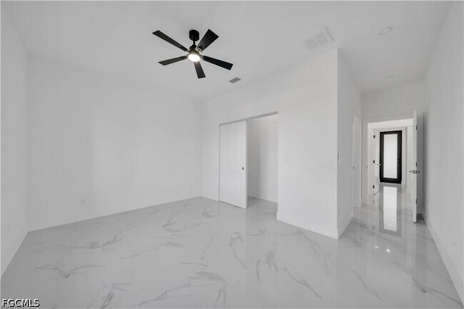Foto del edificio - 5003 2nd St W
