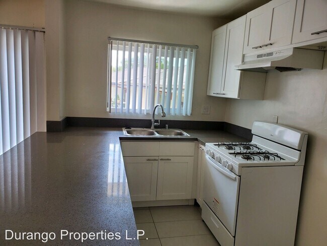 Building Photo - 3147 S Durango Ave