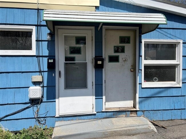 Building Photo - 4 Erie St