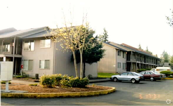 Primary Photo - Scott Crest Plaza