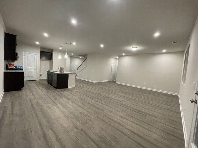 Building Photo - 2745 Sparrowgap Trl