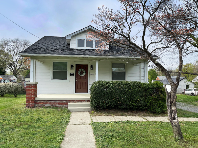 Primary Photo - 2212 Bailey Dr