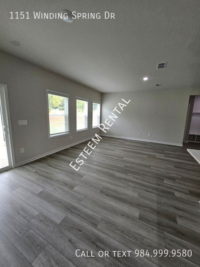Building Photo - 1151 Winding Spg Dr