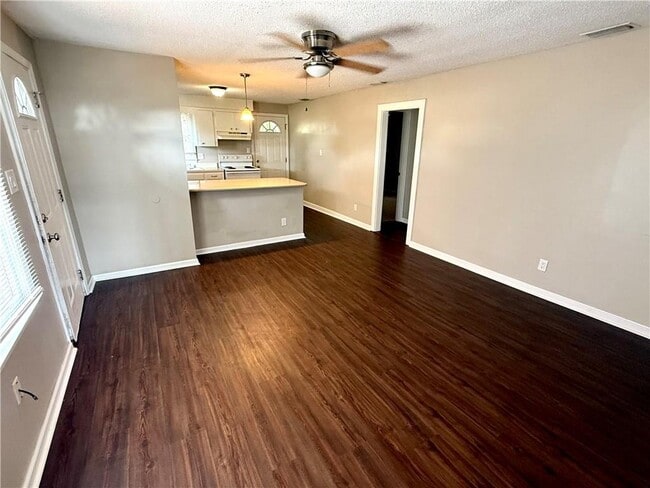 Building Photo - 4204 Whitlock St