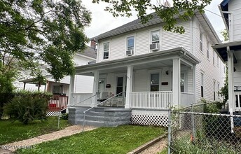 Building Photo - 921 Mattison Ave