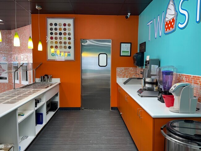 Foto del edificio - Twist Frozen Yogurt Oscoda