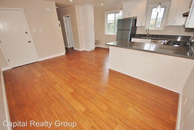 Foto del edificio - 662-664 Miller Ave