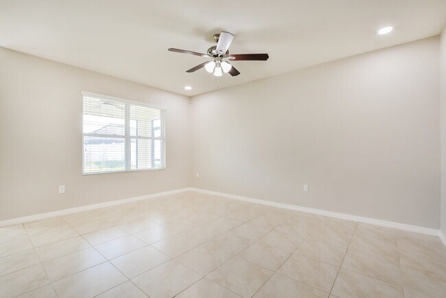 Foto del edificio - 5120 Star Ruby Ave