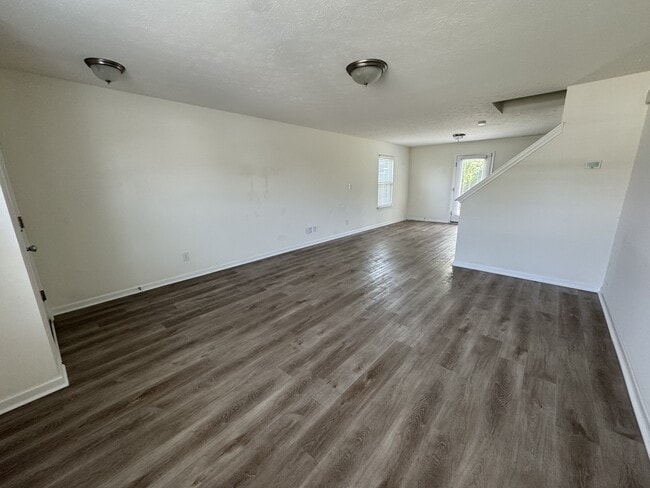 Building Photo - 985 Shenandoah Way