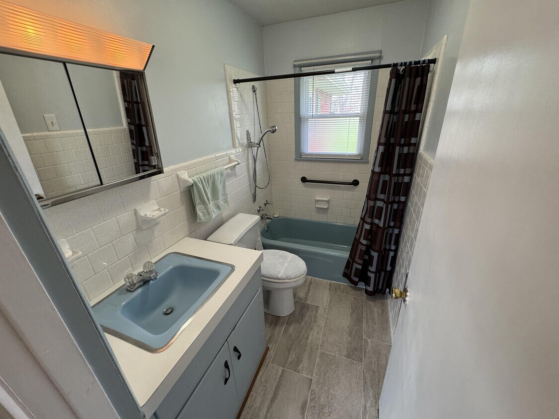 Foto principal - 708 North St