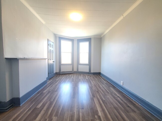 Building Photo - 308 Clerk St