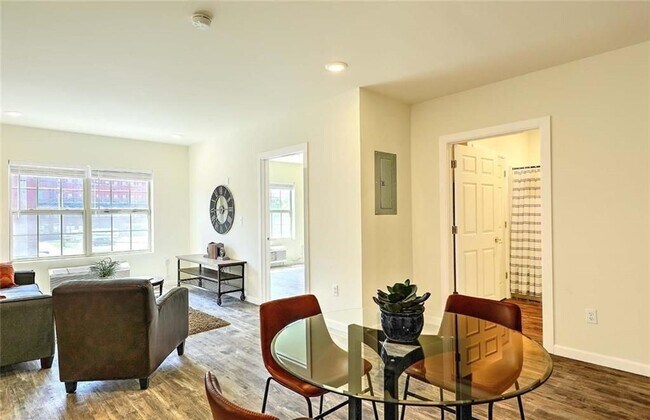 Foto del edificio - 327 Pine St