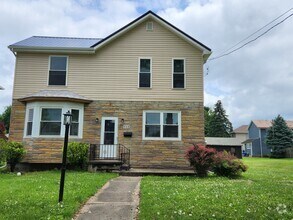 Building Photo - 468 Dravo Ave