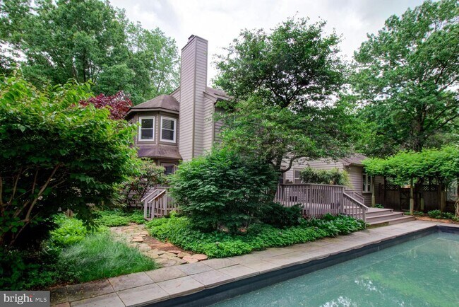 Foto del edificio - 2 Baldwin Ct