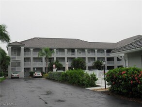 Building Photo - 519 Roma Ct
