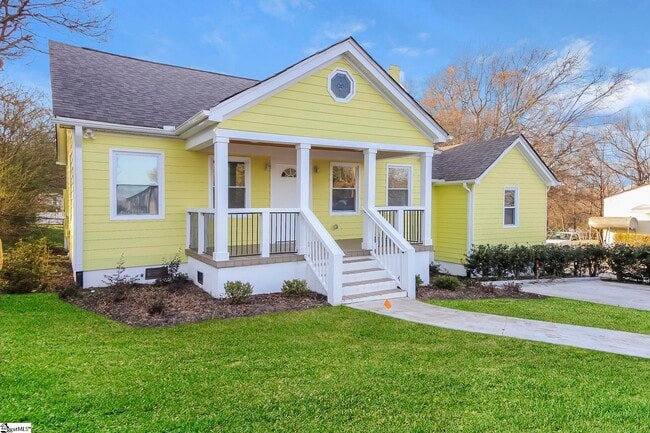 Building Photo - 111 Ivydale Dr