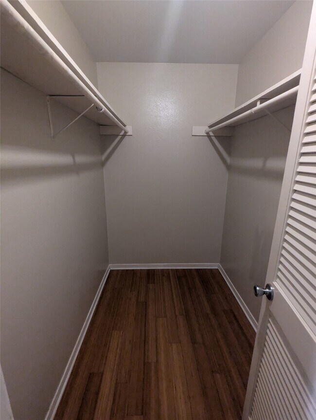 Foto del edificio - 1000 W 26th St