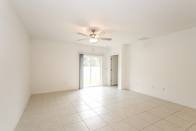 Foto del edificio - 17954 Blissful Stars Dr