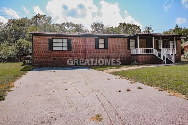 Foto del edificio - 1 Poplar St