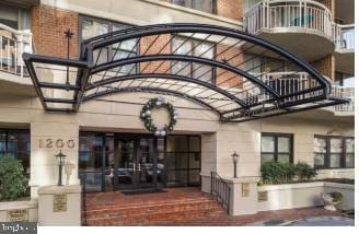 Building Photo - 1200 Braddock Pl