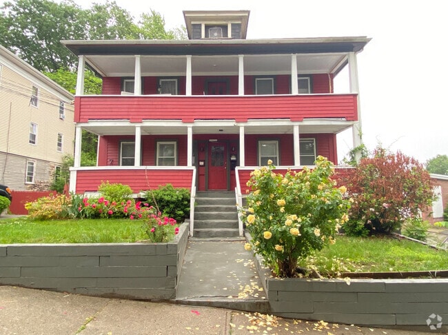 Building Photo - 604 Blackstone St