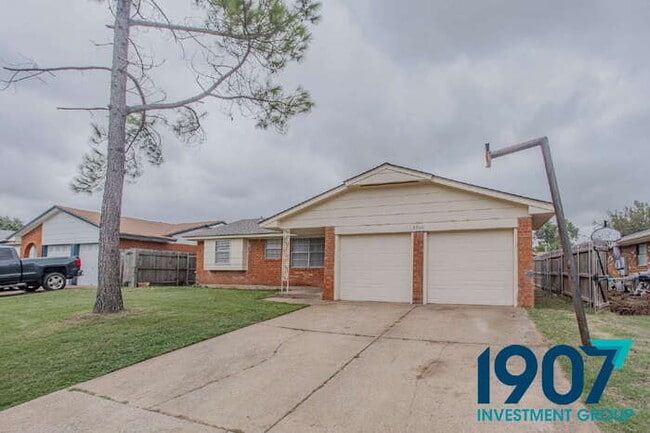 Building Photo - Charming 3-Bedroom Home in Moore with Spac...