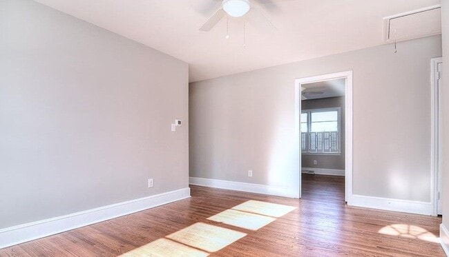 Building Photo - 1437 Springwood Ln