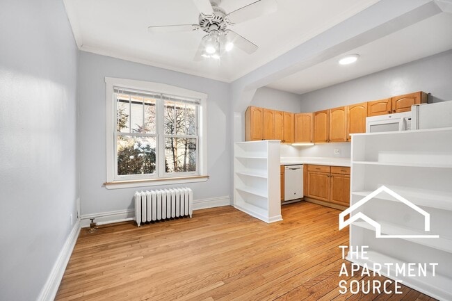 Building Photo - 2611 N Dayton St