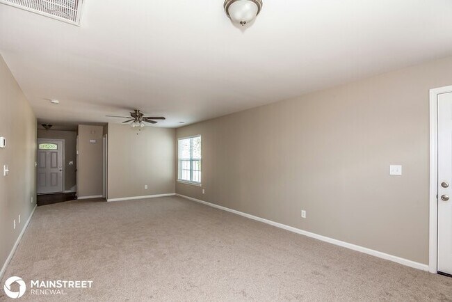 Building Photo - 10606 Turkey Point Dr, Charlotte, NC 28214