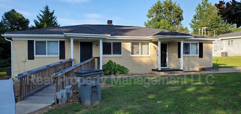 Primary Photo - 4 N Wingate Rd