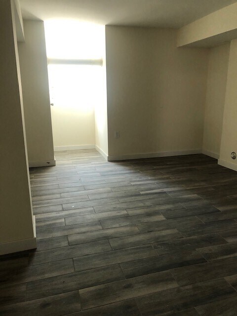 Foto del edificio - 299 Schley St