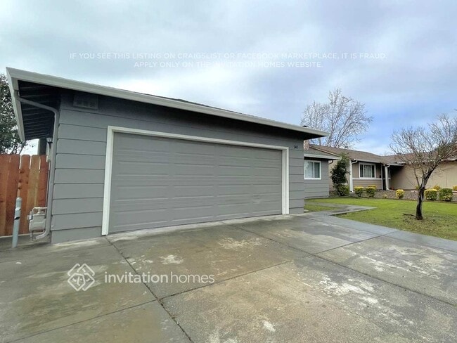 Building Photo - 340 Pembroke Dr