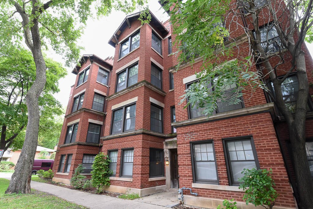 328943 Dempster St Unit 3, Evanston, IL 60202 Condo for Rent in