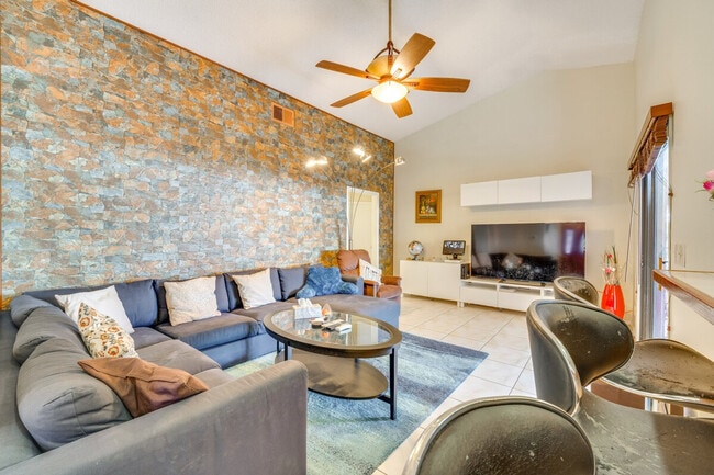 Foto del edificio - 14918 Prairie Rose Ct