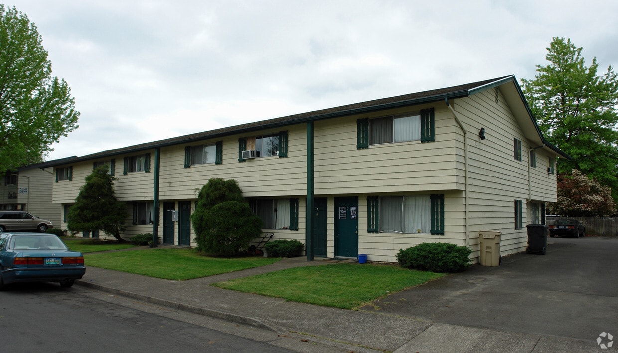 Primary Photo - Hobart Townhouses