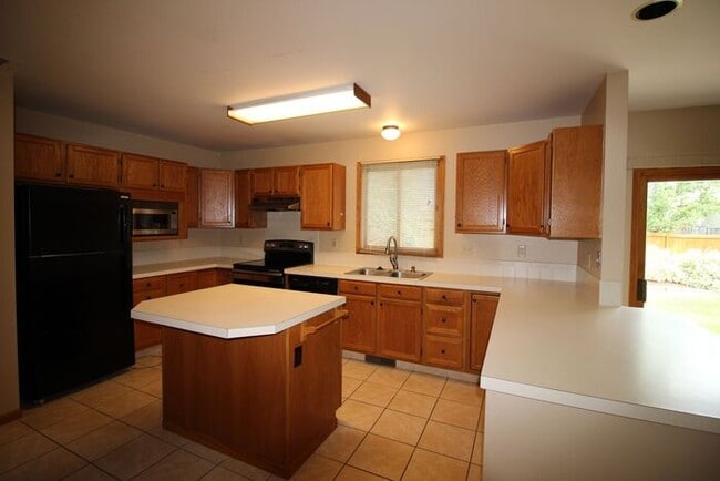 Building Photo - Great Home in West Fort Collins