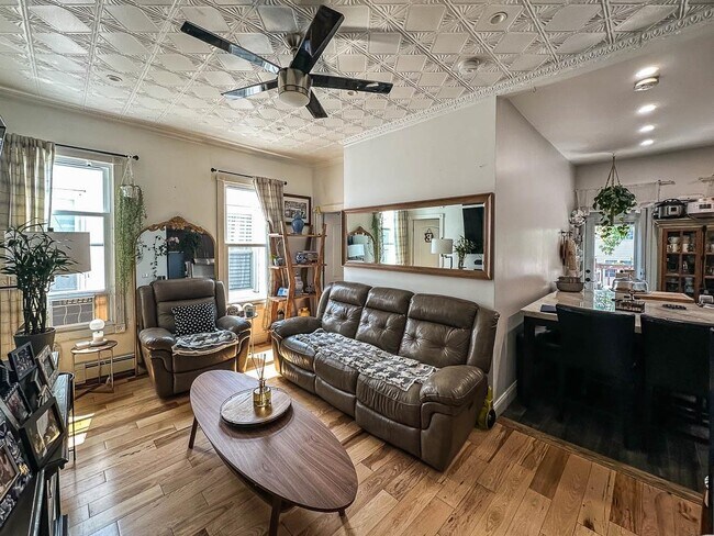 Foto del edificio - 255 Bowers St