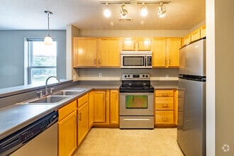 Interior Photo - Capitol Rows