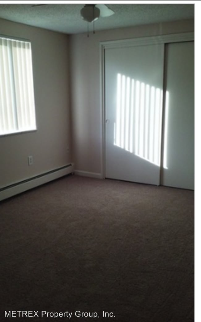 Building Photo - 3421 S Downing St