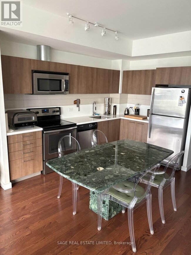 Building Photo - 70 Distillery Lane