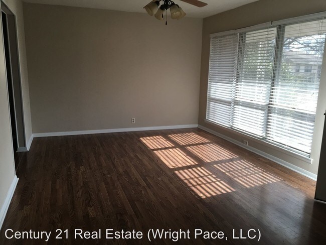 Foto del edificio - 4 br, 2 bath House - 3212 Sun Circle